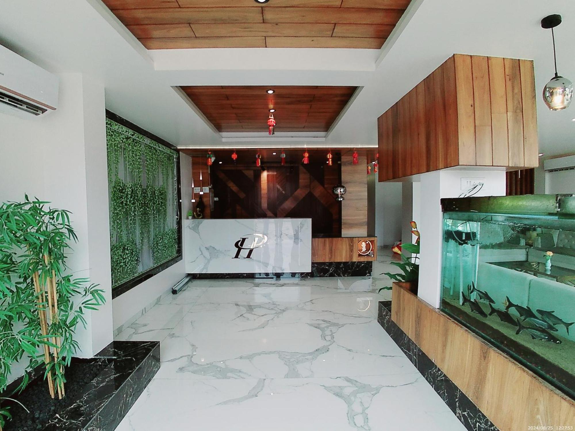 Hotel Sai Pratik, Newly Built Up, Complimentary Shuttle To The Temple Shirdi Luaran gambar
